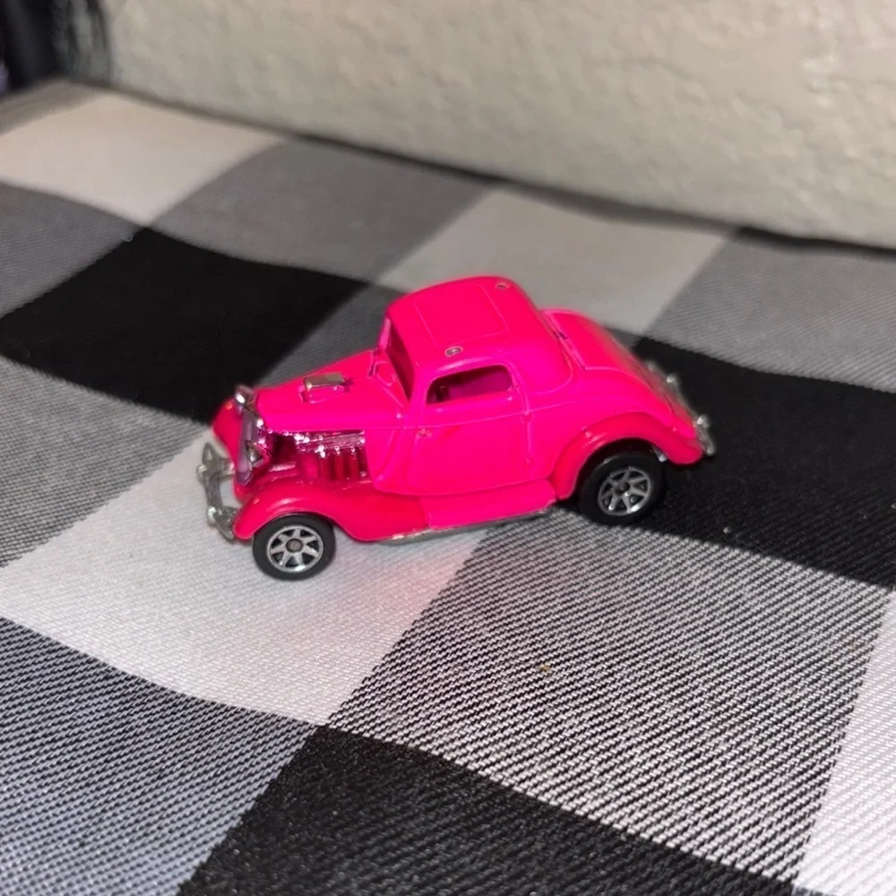 Vintage 1979 hot wheels